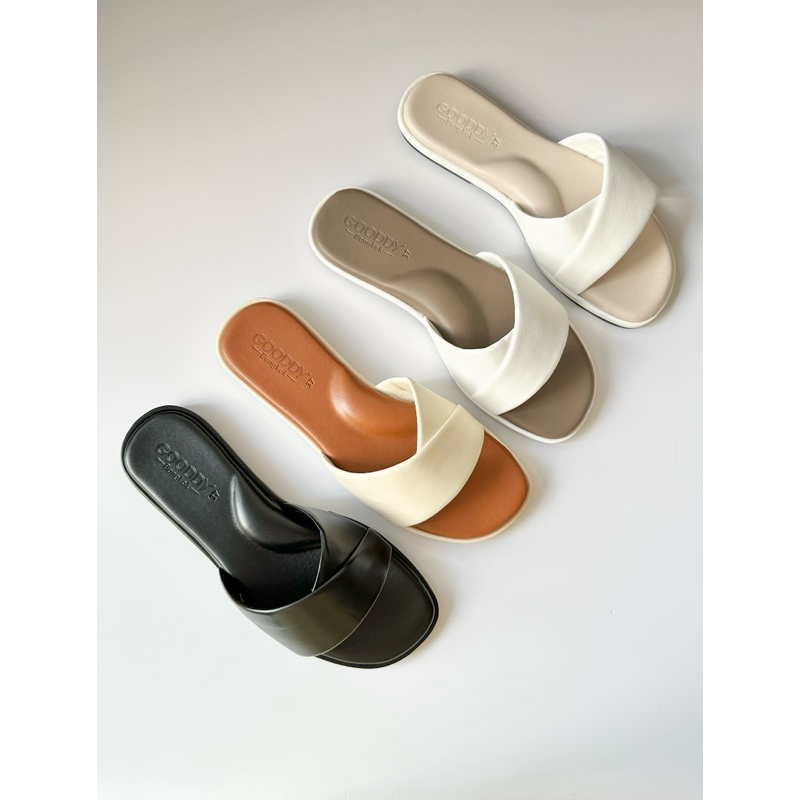 รองเท้าแตะแฟชั่น รุ่น Fiona รองเท้าผู้หญิง ใส่สบาย น้ำหนักเบา