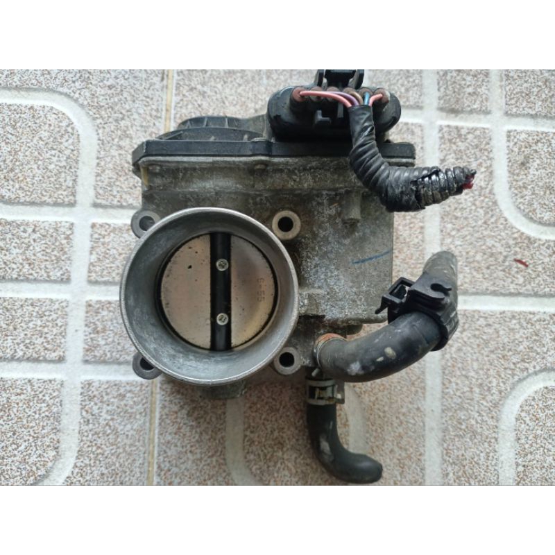 ปีกผีเสื้อtoyota altis duo เครื่อง 1.6 ของแท้มือสองญี่ปุ่นสินค้ามีรับประกัน