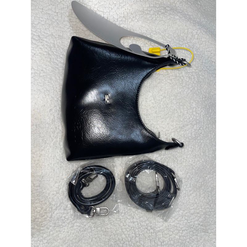 crying center 🐈‍⬛ size large — preorder