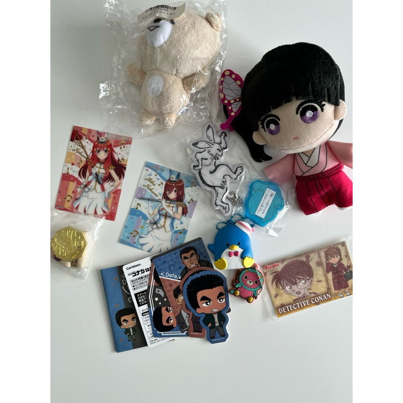 (พร้อมส่ง) - แท้จากญี่ปุ่นมือ 1 และมือ 2 กลุ่มงานราคาไม่เกิน 15 บาท อ่านรายละเอียด สติ๊กเกอร์ การ์ด พวงกุญแจตุ๊กตา