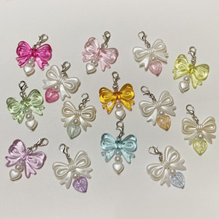 จี้โบว์(1 ชิ้น) จี้ห้อยรองเท้า จี้ห้อยกระเป๋า พวงกุญแจตะขอโบ…