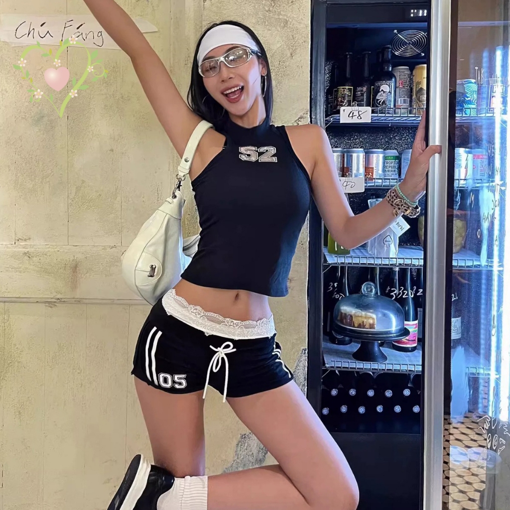 BikiniSexy ชุดว่ายน้ำ3ชิ้น ชุดว่ายน้ําหญิง สไตล์สั้น โชว์เอว ส่งจากไทย