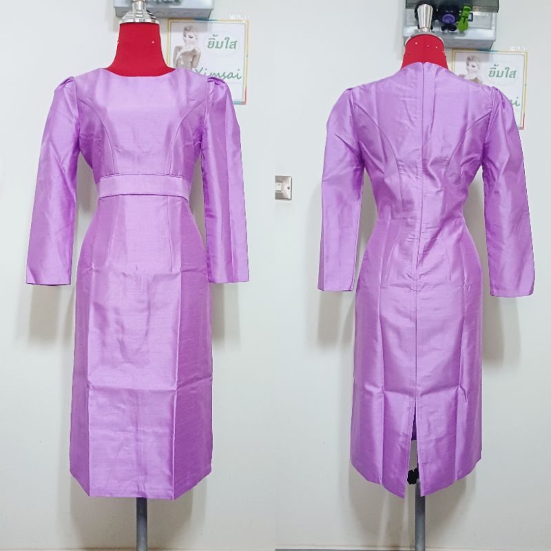 ห้องเสื้อ Sitra เดรสสั้นแขนยาว ผ้าไหมสี่เส้น อัดกาว