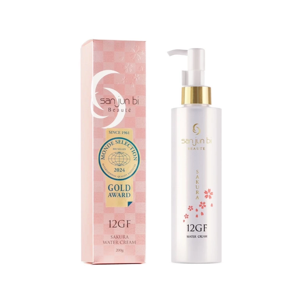 (ส่งสินค้า จ-ศ เท่านั้น) พร้อมส่งครีมน้ำแร่ผสมทองคำ ซัน จุน บิ San jun bi Sakura 12GF Water Cream 200ml. กลิ่นซากุระ