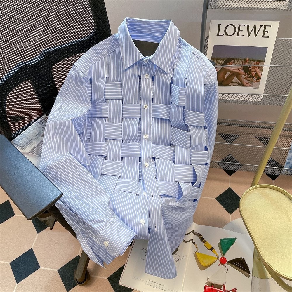 เสื้อเชิ้ตแขนยาวลายริ้วถักฟ้า ผ้าหนาไม่บาง ทรงโอเวอไซส์ สไตล์เกาหลี SL65