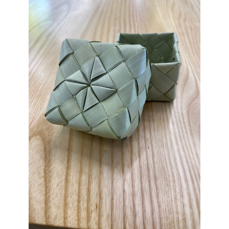 กล่องใบตาลสี่เหลี่ยมขนาดเล็กจิ๋ว5x5ซม.ใส่ของชำร่วยของฝาก