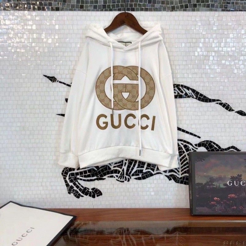 ชุดเซท Gucci มีฮู้ดใส่คู่แม่ลูกได้เลย