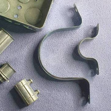 แคล้มรัดท่อเหล็กชุบซิงค์ Galvanized steel pipe clamp