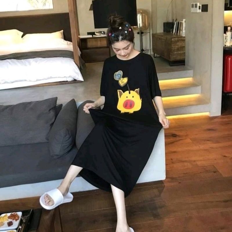 เดรสไซส์ใหญ่ใส่นอนใส่เที่ยวได้ค่ะ รอบอกหน้าผ้า 46 ยาว 42 นิ้ว ผ้านิ่มยืดเยอะใส่สบายมากๆค่ะ