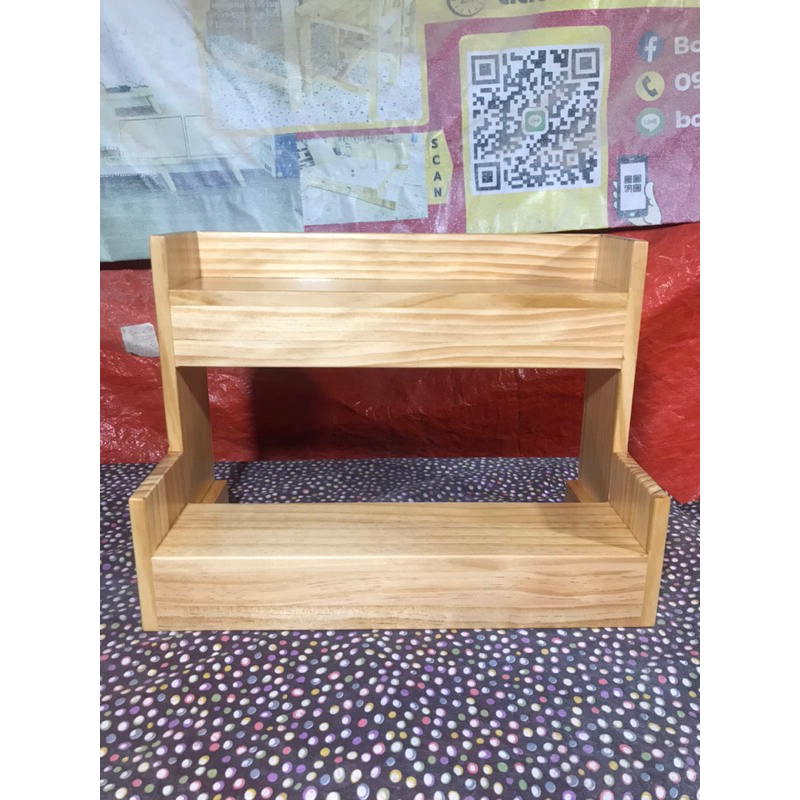 ชั้นวาง โหล ปลากัด 2 ชั้น วางโหลขนาด 4”x4”x8” ชั้นล่ะ 4 ใบ