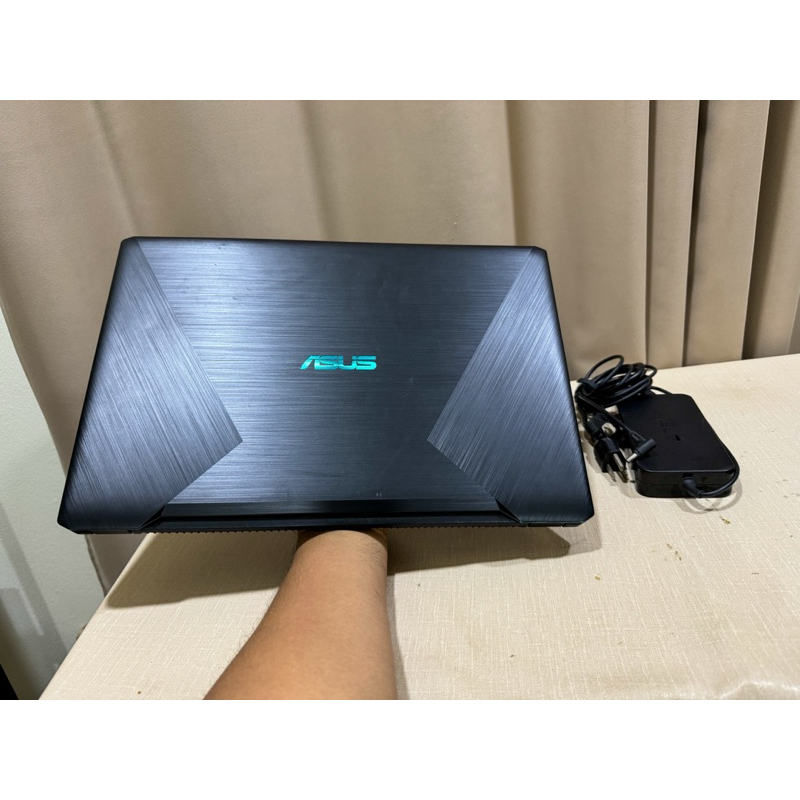 โน๊ตบ๊ค Notebook Asus M570DD-DM032T ทำงาน เล่นเกม ทำงาน สบายๆ สอบถามได้คับ