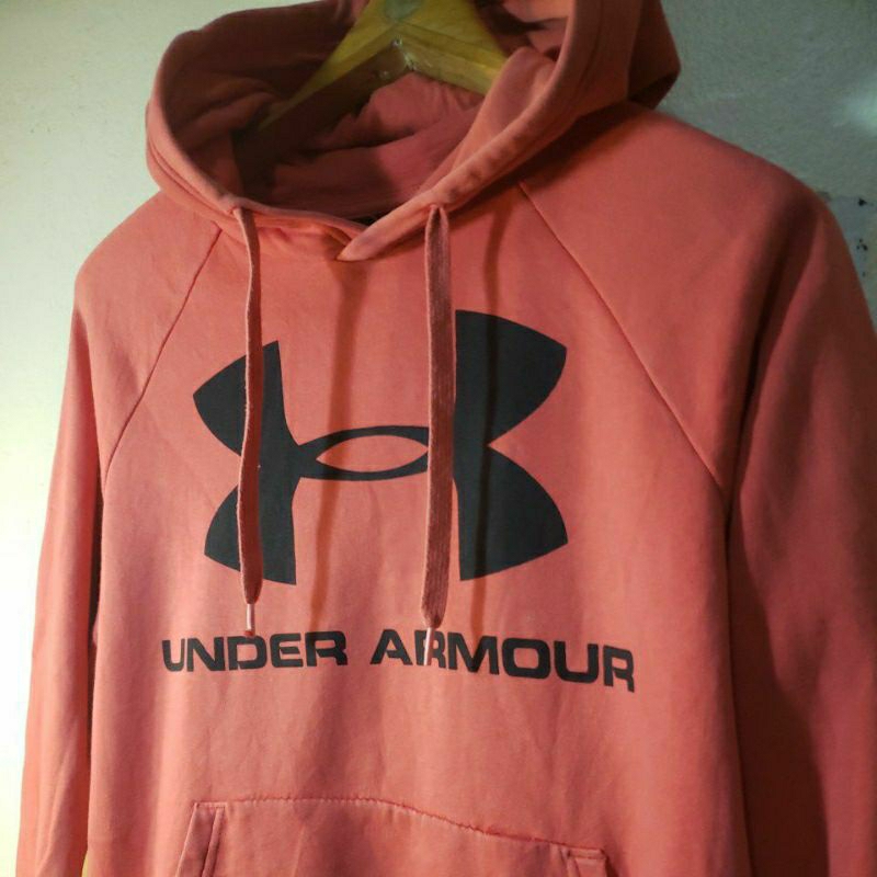 เสื้อสเวตเตอร์ฮู้ด กันหนาวสีส้มอิฐ Under Armour อก 40 ยาว 25 นิ้ว GS106728