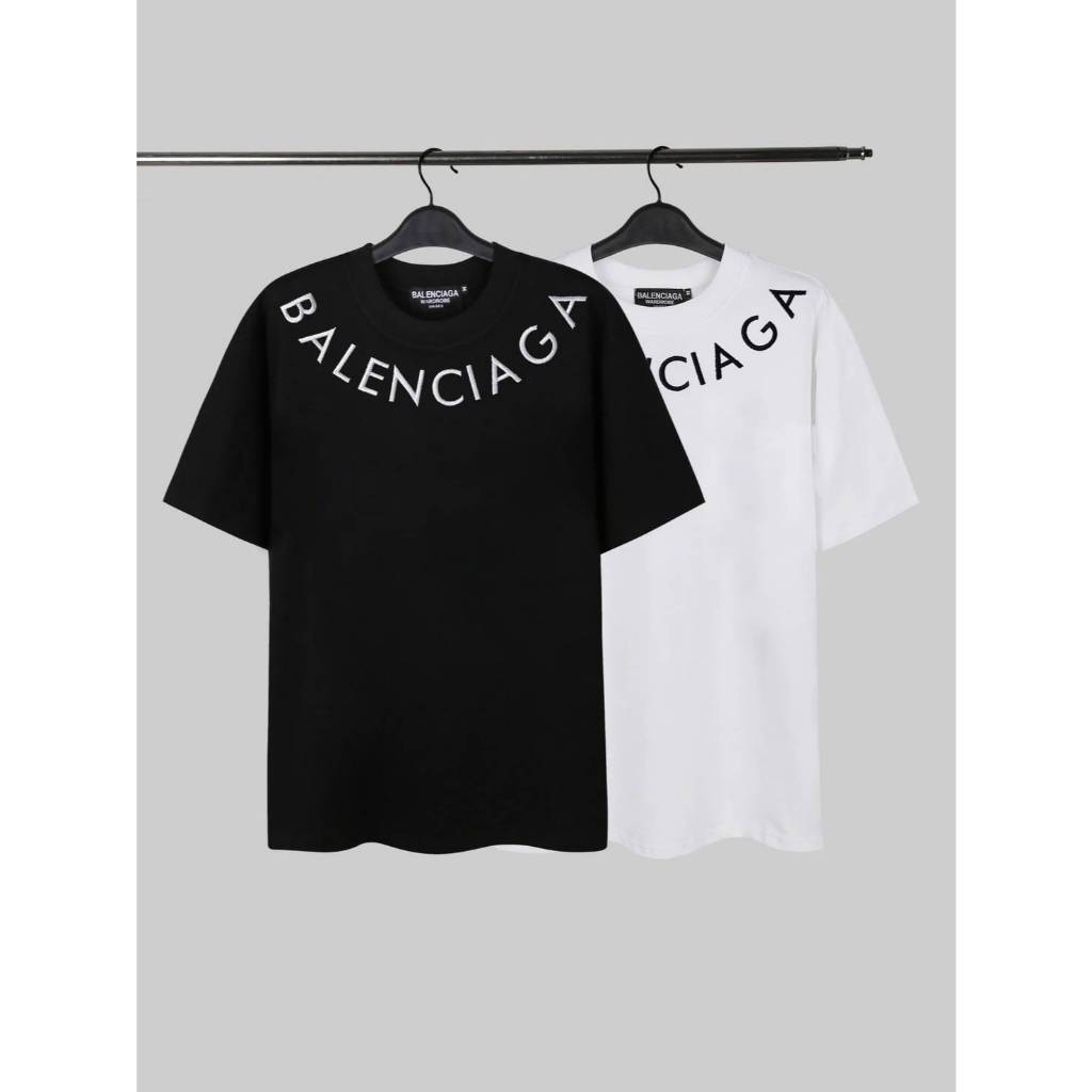 🌈✨เสื้อยืด BALENCIAGA 🌈✨คอกลมแขนสั้นรุ่น Balenciaga Neck Logo T-Shirt แต่งดีเทลปักโลโก้ BALENCIAGA  