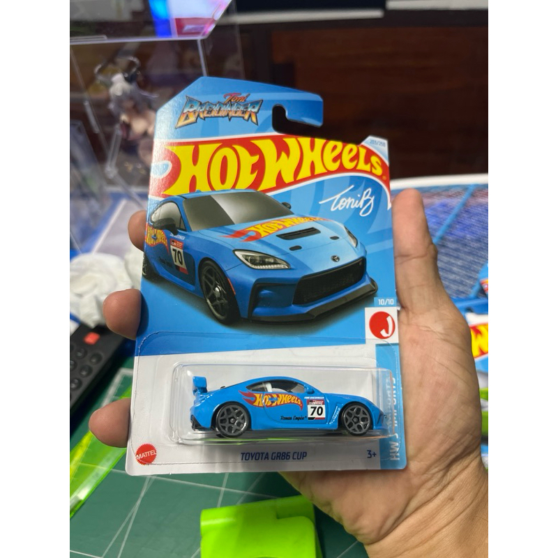 hotwheels toyota gr86 cup
