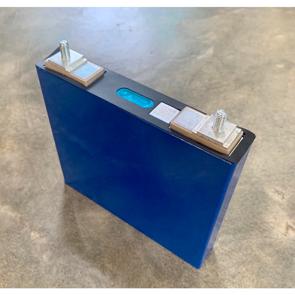 แบต LiFePo4 Lishen 50Ah 3.2V แบตใหม่ เกรด A แบตลิเธียม แบตเตอรี่ ลิเธี่ยม LFP