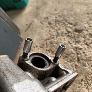 น็อตคอท่อ สำหรับรถที่มีคอท่อขนาดใหญ่ หลีกเลี่ยงคอท่อ เป็นเหล…