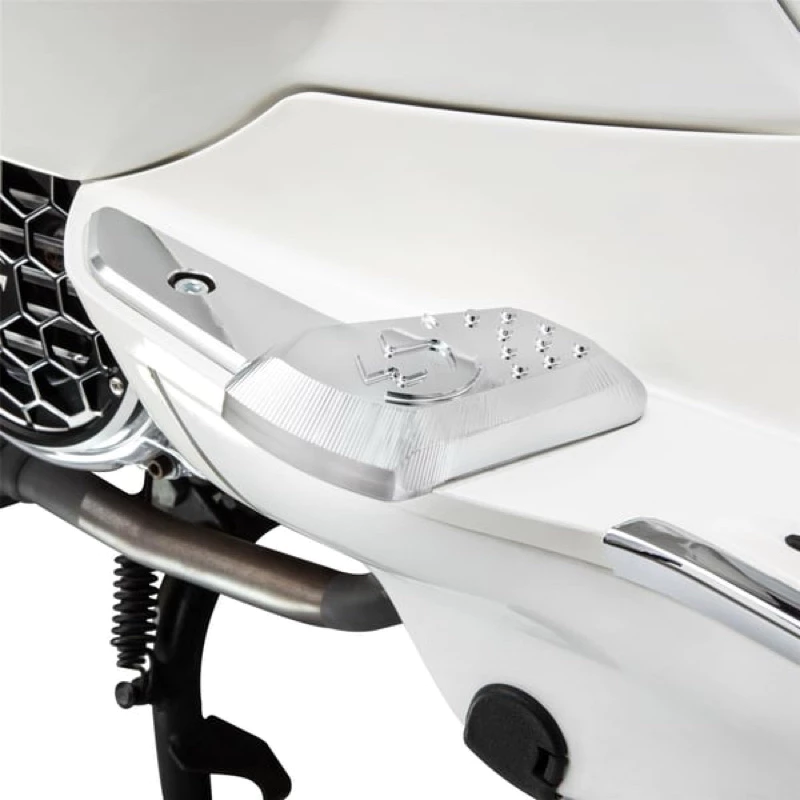ที่วางเท้าหลัง SIP อลูมิเนียม CNC สำหรับ Vespa Sprint/Primavera