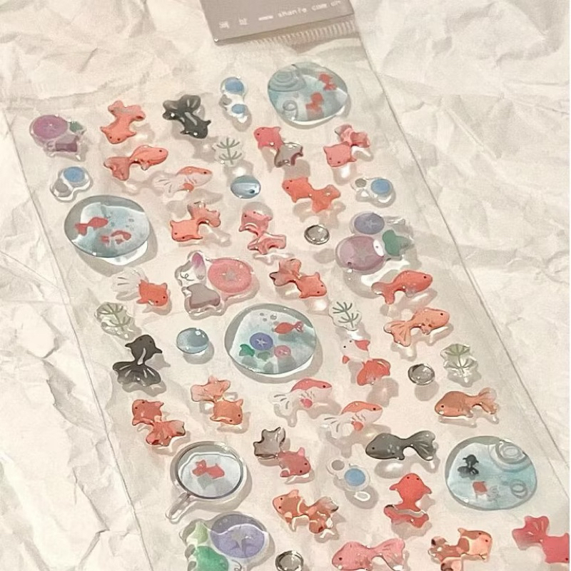 พร้อมส่ง!สติ๊กเกอร์นูนใส ลายปลาทอง สไตล์ญี่ปุ่น สวยมาก ตกแต่งเคสมือถือ สมุดภาพ