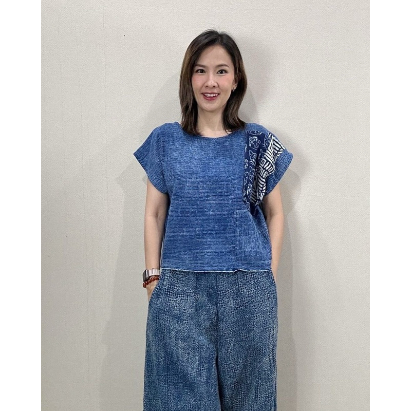เสื้อคอกลมแขนเลย รุ่นชายเสื้อปล่อย ผ้าฝ้ายทอขึ้นลายฟอกสโตน(ผ้าด๊อบบี้)
