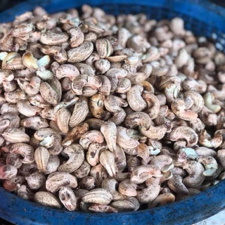 (พร้อมส่ง)เม็ดมะม่วงหิมพานต์ otop จังหวัดกระบี่​ [มะแท็ง]​ สูตรคั่วทั้งเปลือกแบบโบราณ ขนาด​ 300 กรัม​