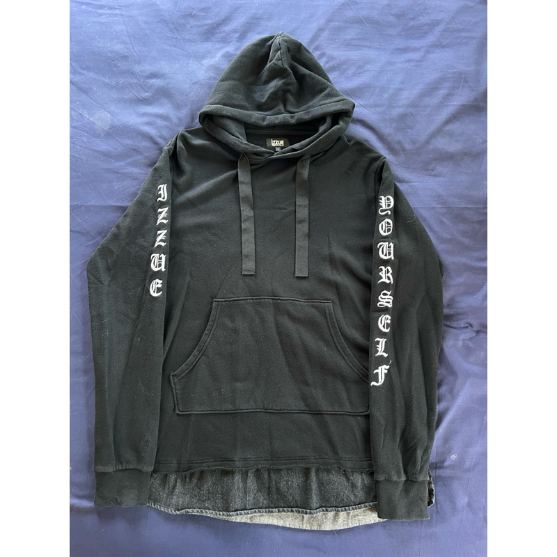 สเวตเตอร์ฮู้ด งานสวม แต่งปักแขน ป้ายคอ izzue