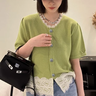 Fashion clothing เสื้อผู้หญิง เสื้อผ้าผู้หญิงงานเข้าใหม่ ดีเทลเป็นลูกไม้ตรงชายเสื้อและขอบคอ งานดี งานปัง งานสวยๆแบบนี้