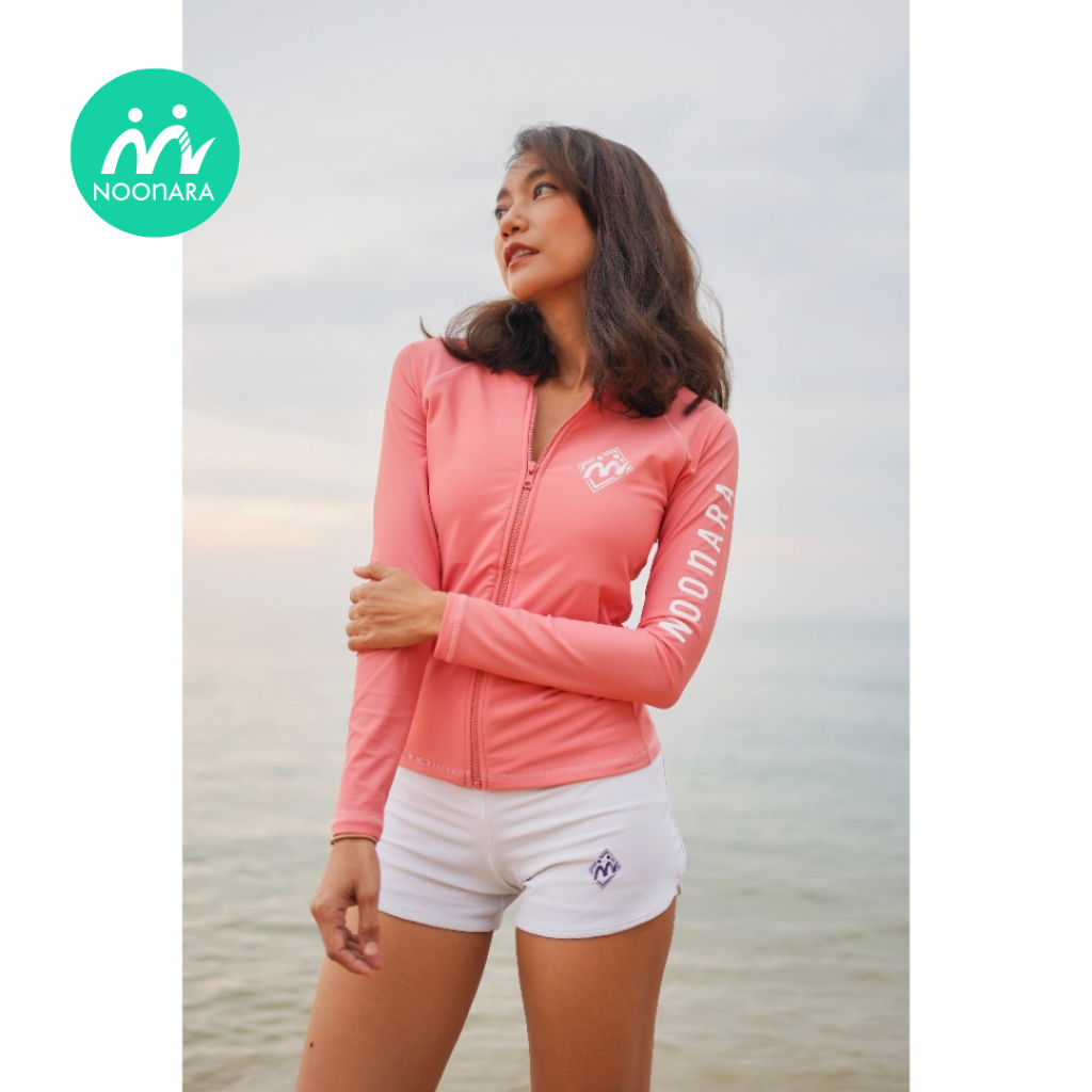 เสื้อรุ่นซิป ชุดว่ายน้ำแขนยาว - NOOnara Zipper Rashguard สี Candy Pink ** สินค้าหลุด QC ราคาพิเศษ ไม่สามารถเปลี่ยนไซส์**