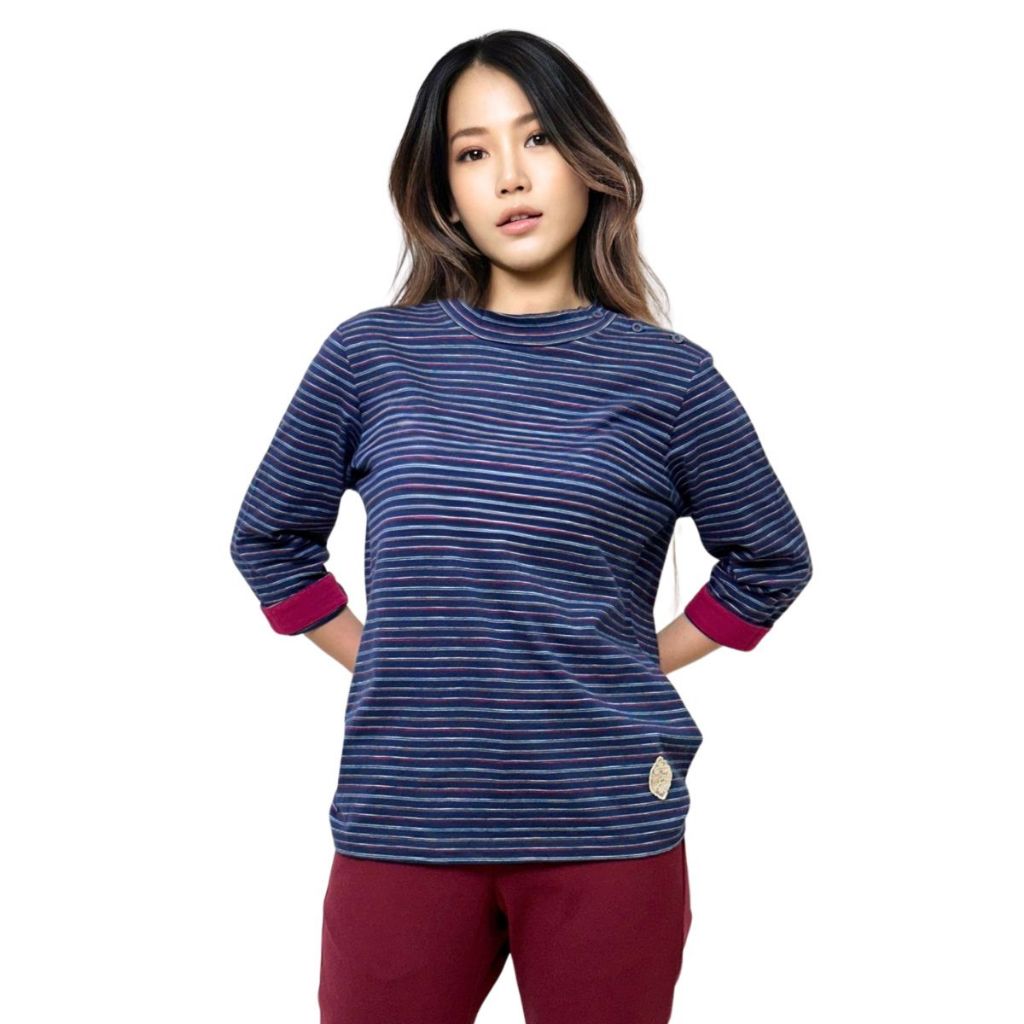 PORTLAND เสื้อยืดคอเต่า แขน 3 ส่วน สีกรม / Tiny Turtle Neck Stripe Top (Navy)