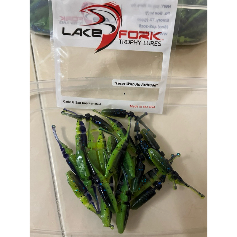 LAKE FORKเหยื่อยอดนิยม(แบ่งขายสีละ3ตัว)