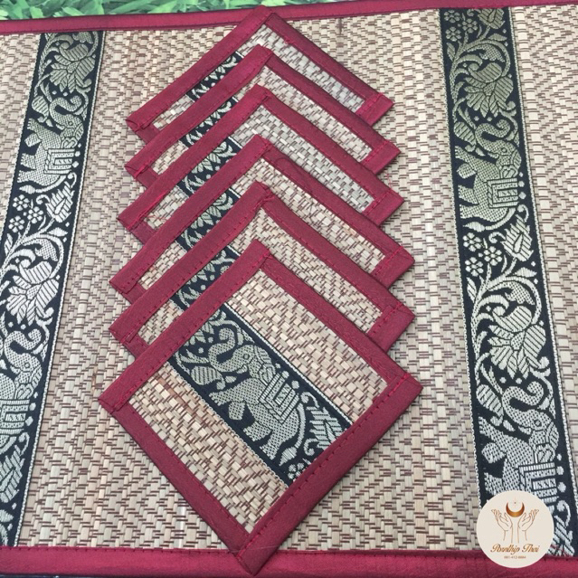 แผ่นรองจานเสื่อ กก ลายช้างพิเศษ(1เเพ็ค/6ชุด) ขนาดใหญ่