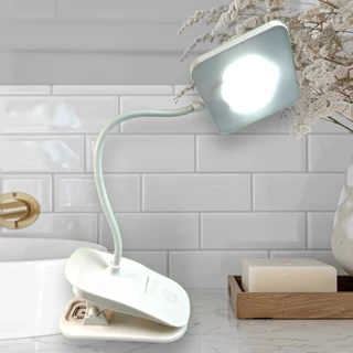 โคมไฟหนีบขอบโต๊ะ LED สามารถปรับแสงไฟหรี่/เพิ่มแสงได้ด้วยระบบสัมผัส สามารถเปลี่ยนสีได้ถึง 3 สี ในโคมไฟตัวเดียว