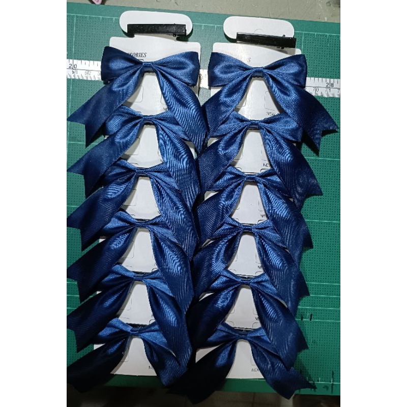 โบว์นักเรียนด้านหลังเป็นกิ๊ปปากเป็ด สีกรม ขนาดริบบิ้น 1