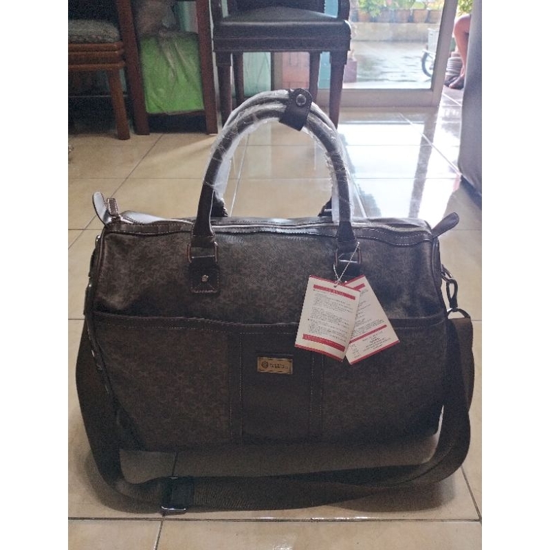 กระเป๋าเดินทางหนังมือสอง แบรนด์ moncross switzerland