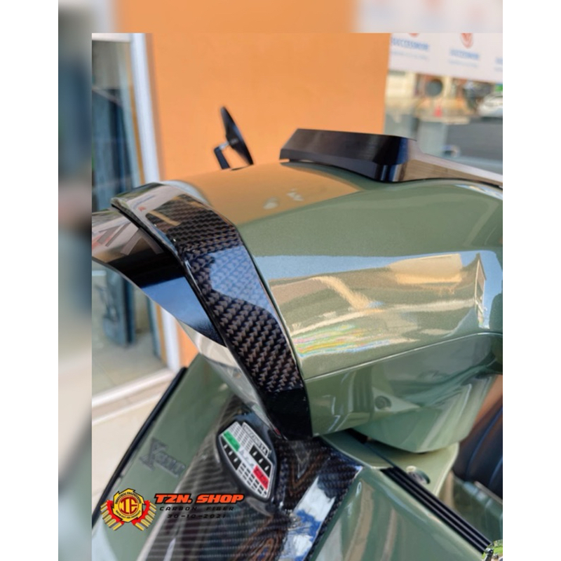 กรอบไฟหน้า,กรอบไฟท้าย คาร์บอนแท้ New lambretta X200-X300
