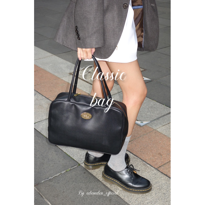[ ใช้โค้ดส่วนลด 30% สินค้าแฟชั่นลดเหลือ 1,400฿ ]กระเป๋า Classic bag สะพายขึ้นไหล่ได้ *** สินค้าพร้อมส่ง มีถุงผ้า