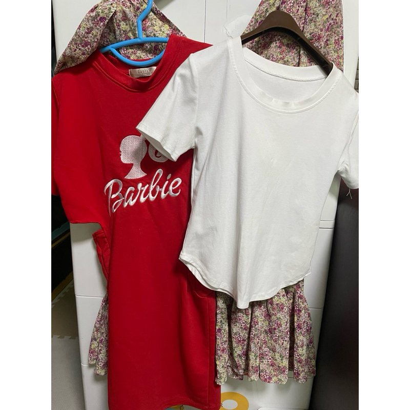 ส่งต่อเสื้อผ้า สินค้า...live.สด...น้ำหนักไม่เกิน3กิโลราคา 205 - 300 ค่าส่งคิดตามจริงตามระบบ