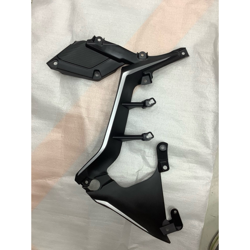 แฟริ่ง/ซับใน CBR650Rปี19-24