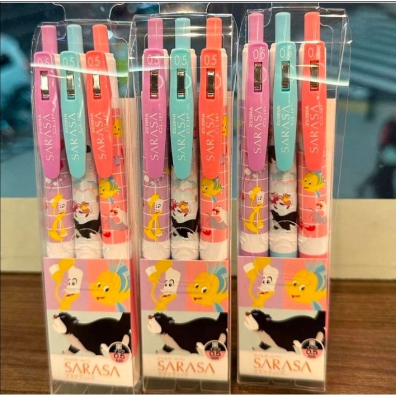 เซ็ตปากกาลูกลื่น sarasa disney