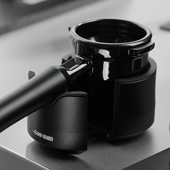 MHW-3BOMBER Astra Collection Black Portafilter Holder 51-58mm ที่วางด้ามชงสีดำล้วน ขนาด 58มม by VANIVITO