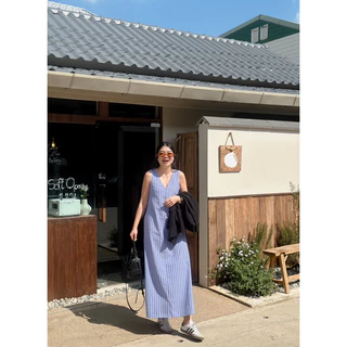 Camella dress เดรสคอวียาว : Everydaylookk store