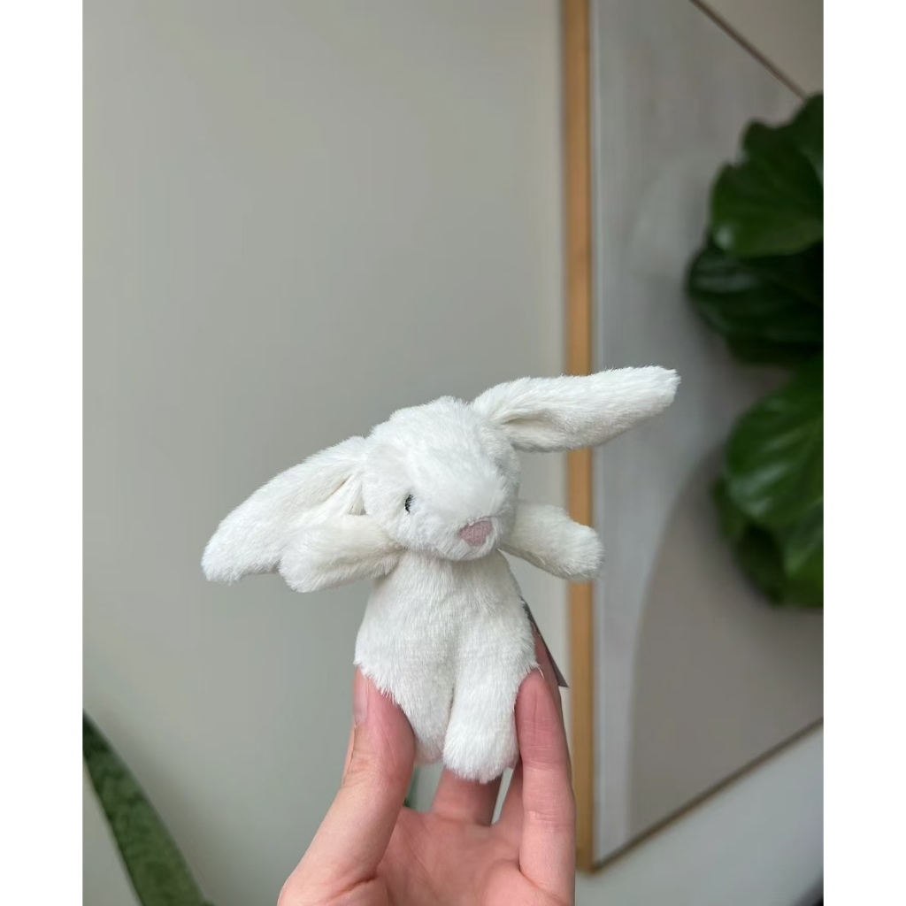 Jellycat 【ตัวแทนซื้อ】Rabbit พวงกุญแจกระต่ายขาว ห้อยกระเป๋า