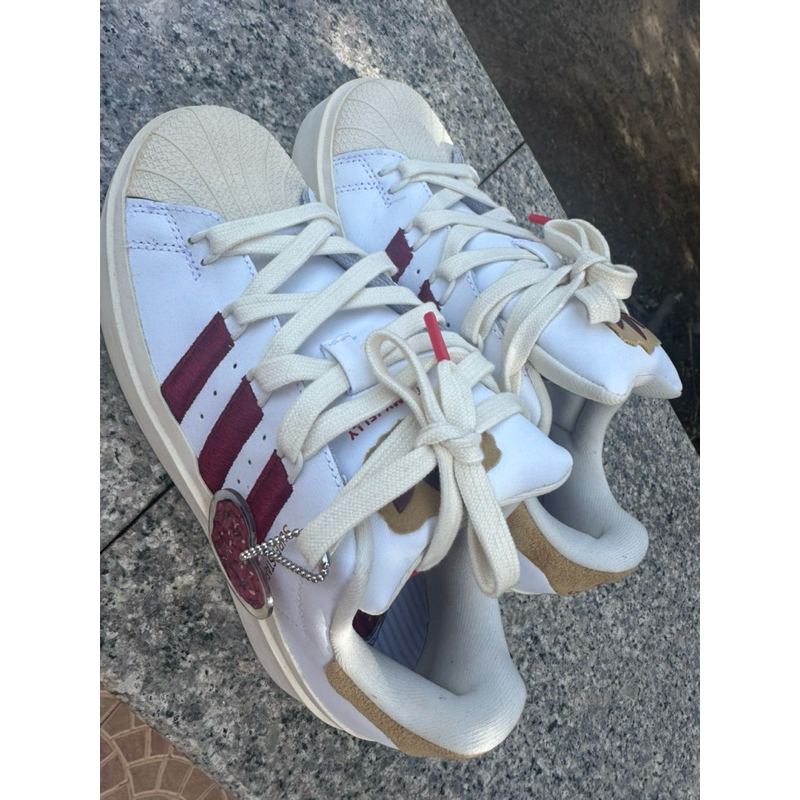 adidas uk5 มือสอง ใส่ครั้งเดียว