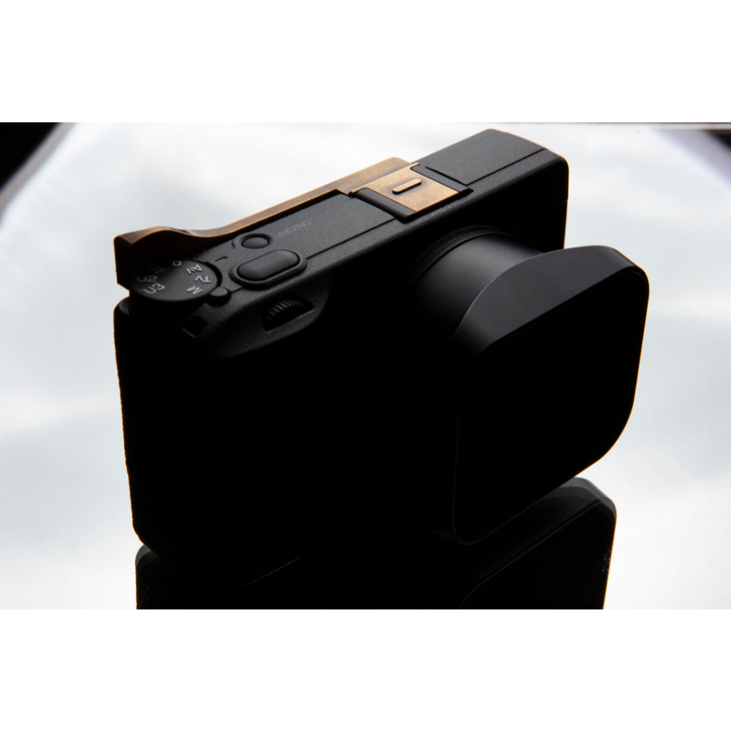 Squarehood Thumb grip for Ricoh GR III and IIIX
