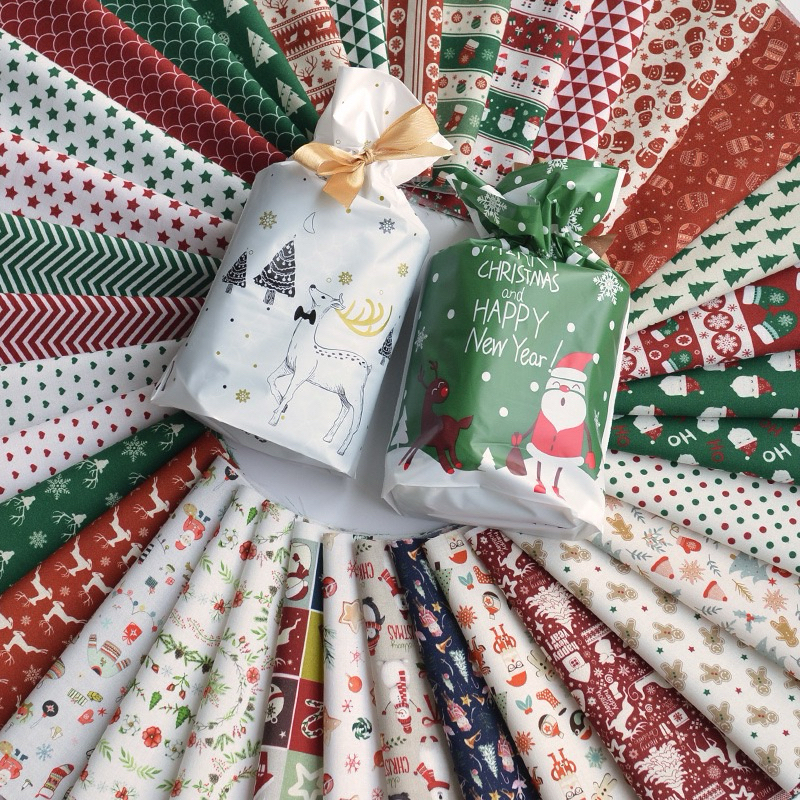 ผ้าพิมพ์ลาย Christmas ผ้านำเข้า cotton 💯 % คอตตอนสไตล์เกาหลี เนื้อดี พิมพ์ชัด พร้อมส่งค่ะ