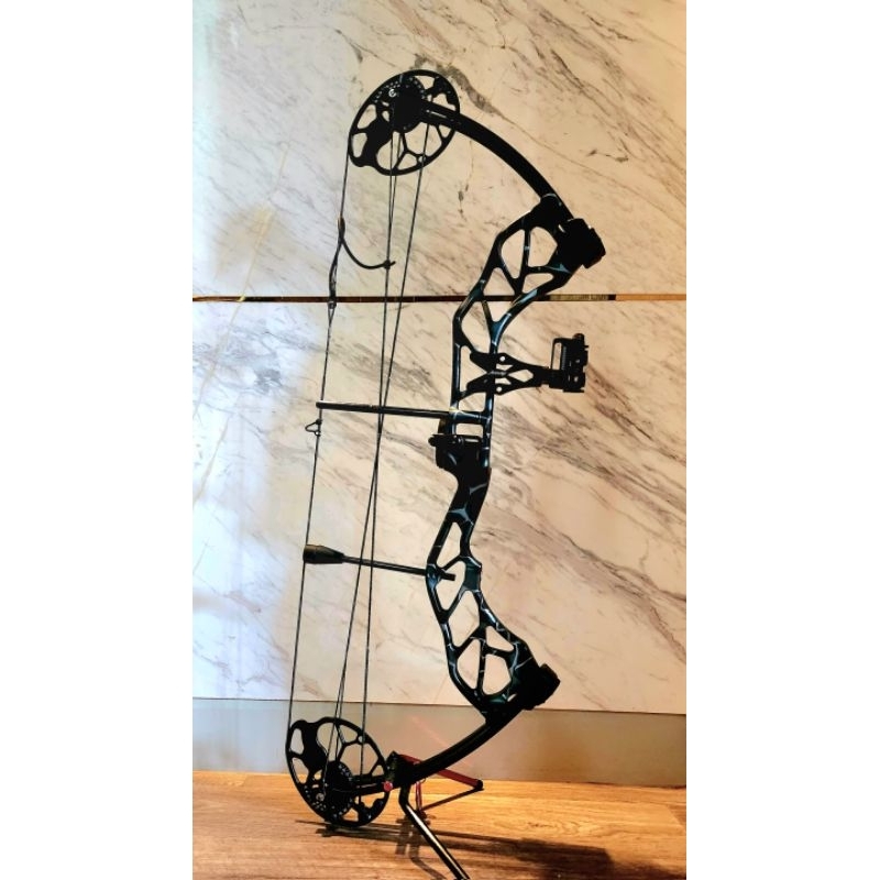 ธนู COMPOUND...E8 ยาว 31 - 33 นิ้ว แรงดึง 19 -70 ปอนด์ พร้อมลูกธนู รีรีส กระเป๋า - รูปที่ 2