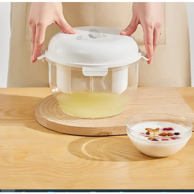 Greek yogurt strainer with lid for household