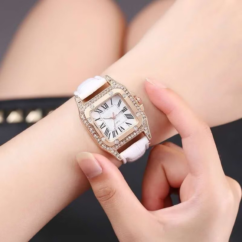 High-End นาฬิกาหญิง watch แฟชั่นสุภาพสตรี นาฬิกา ผู้หญิงไข่เข็มขัด นาฬิกาควอตซ์สี่เหลี่ยมแฟชั่น นาฬิกาผู้หญิงกันน้ำ
