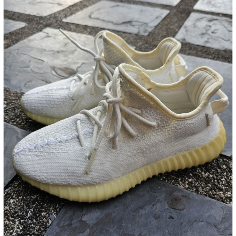 Used‼️ Adidas Yeezy triple white 6.5uk ของแท้💯 พร้อมส่ง