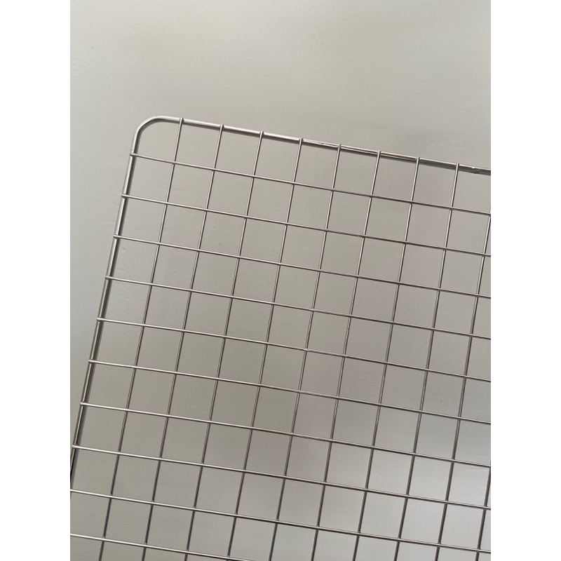 ตะแกรงสแตนเลส sus304 ขนาด 48*29.5cm แบบเส้นตรง/ตาหมากรุก ใช้งานอเนกประสงค์ ตะแกรงปิ้งย่าง รองพักอาหาร - รูปที่ 2