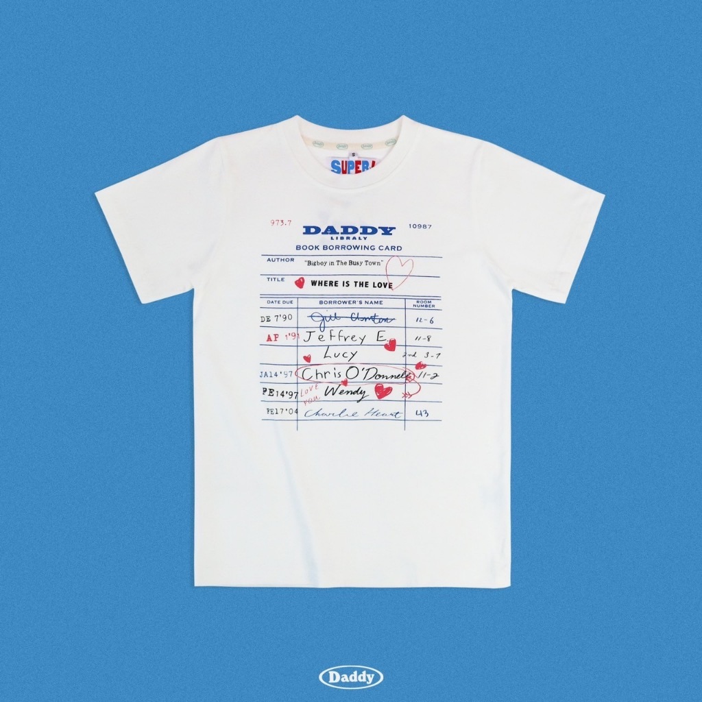 SUPERDADDY | Borrow Book T-shirt เสื้อยืด สีขาว สุดน่ารัก